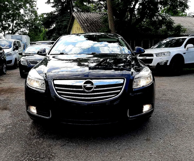 Opel Insignia 1.6 180 к.с. Кожен салон, снимка 2 - Автомобили и джипове - 50561127