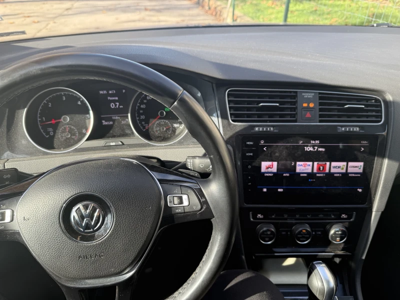 VW Golf 1.6 , DSG, снимка 9 - Автомобили и джипове - 52447388