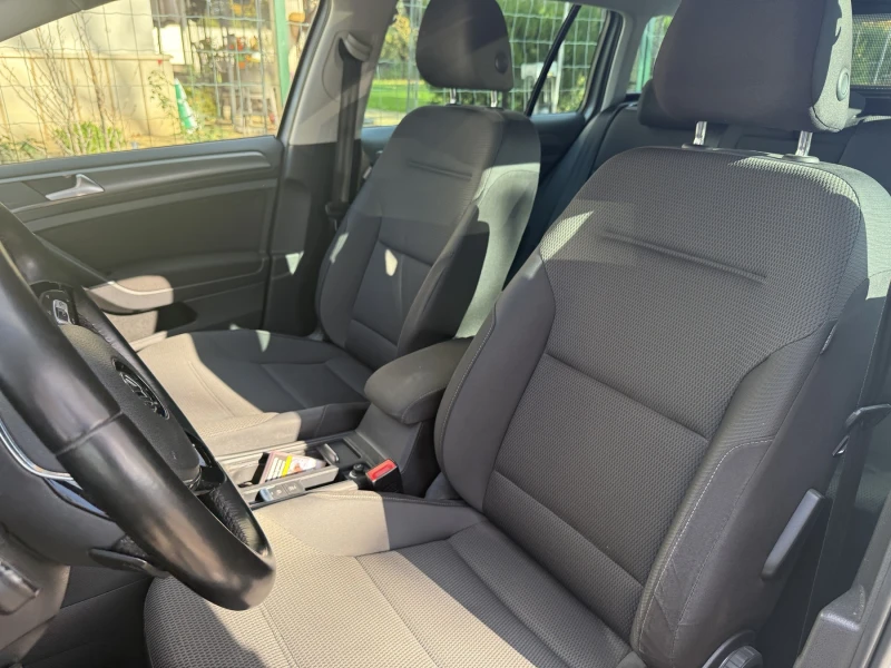 VW Golf 1.6 , DSG, снимка 8 - Автомобили и джипове - 52447388