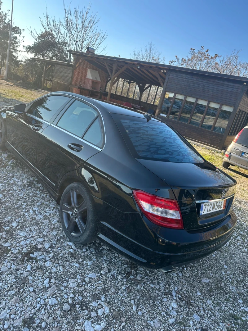 Mercedes-Benz C 300, снимка 3 - Автомобили и джипове - 52740208