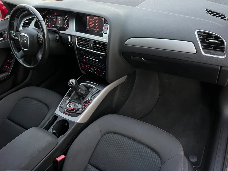Audi A4 1.8T LED/XENON/NAVI/6sk/PODGREV/UNIKAT, снимка 13 - Автомобили и джипове - 52797454