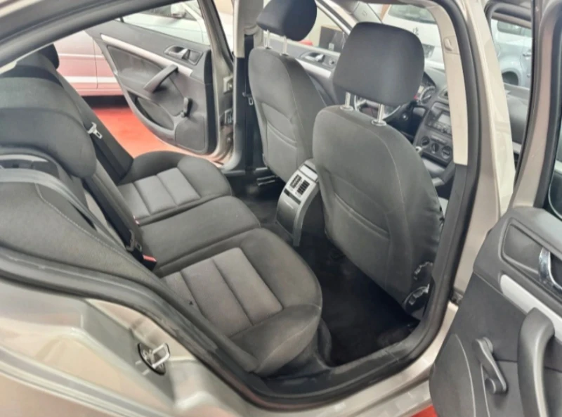 Skoda Octavia, снимка 11 - Автомобили и джипове - 53142294