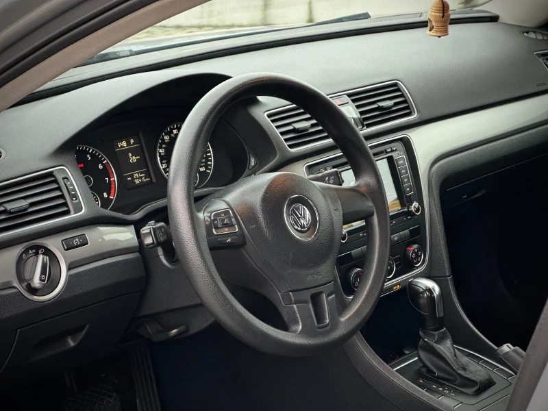 VW Passat Автомат, снимка 6 - Автомобили и джипове - 53329118