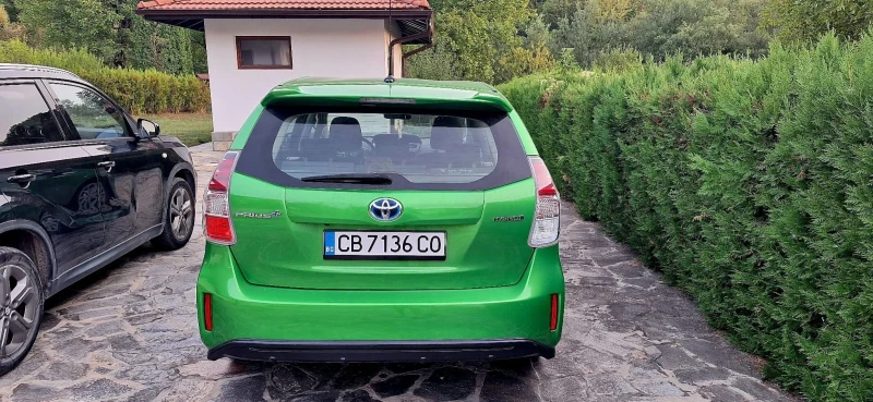 Toyota Prius Prius plus 1.8 hibrid 7 местен, снимка 4 - Автомобили и джипове - 53390384