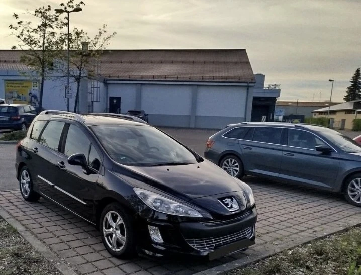 Peugeot 308 SW /2.0HDi / 136к.с - изображение 4