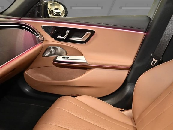 Mercedes-Benz E 300 de = AMG Line = Premium Гаранция, снимка 9 - Автомобили и джипове - 55788528