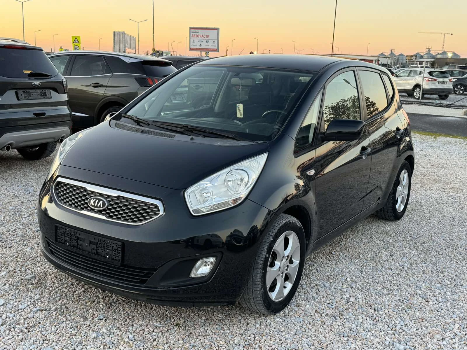 Kia Venga 1.4I, снимка 1