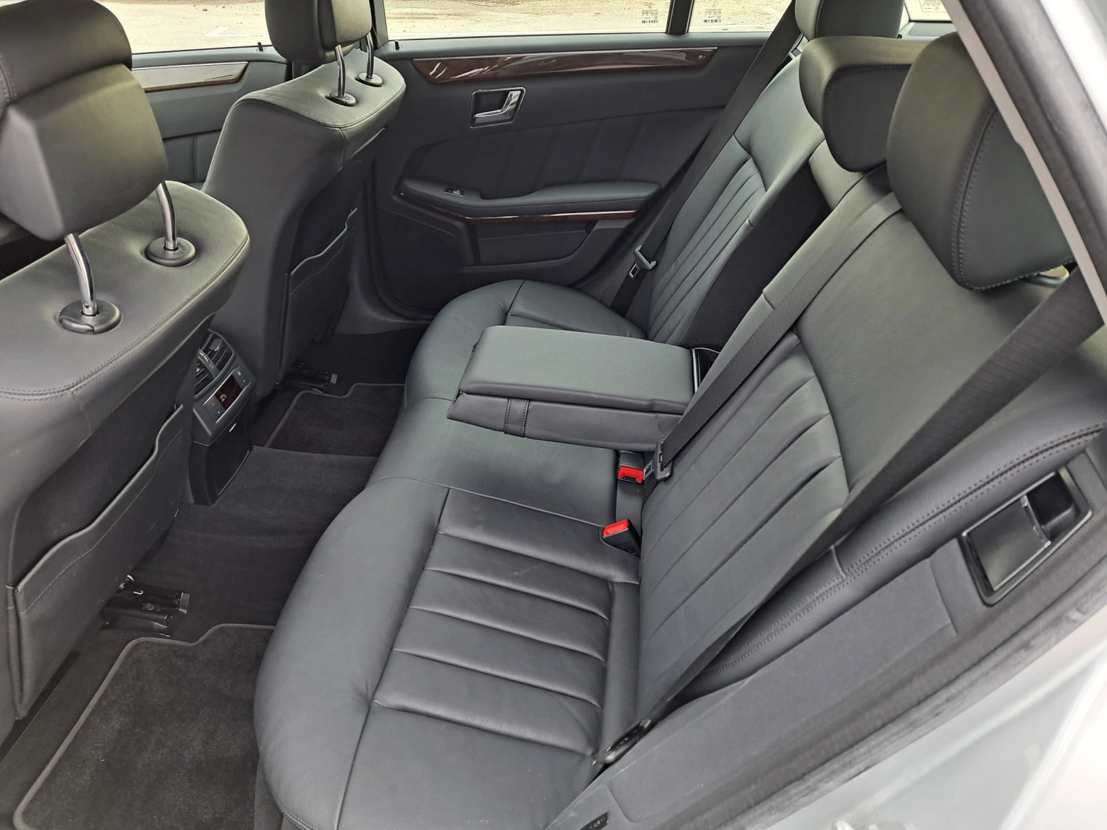 Mercedes-Benz E 350 I koja Navi DISTRONIC  | Mobile.bg   13