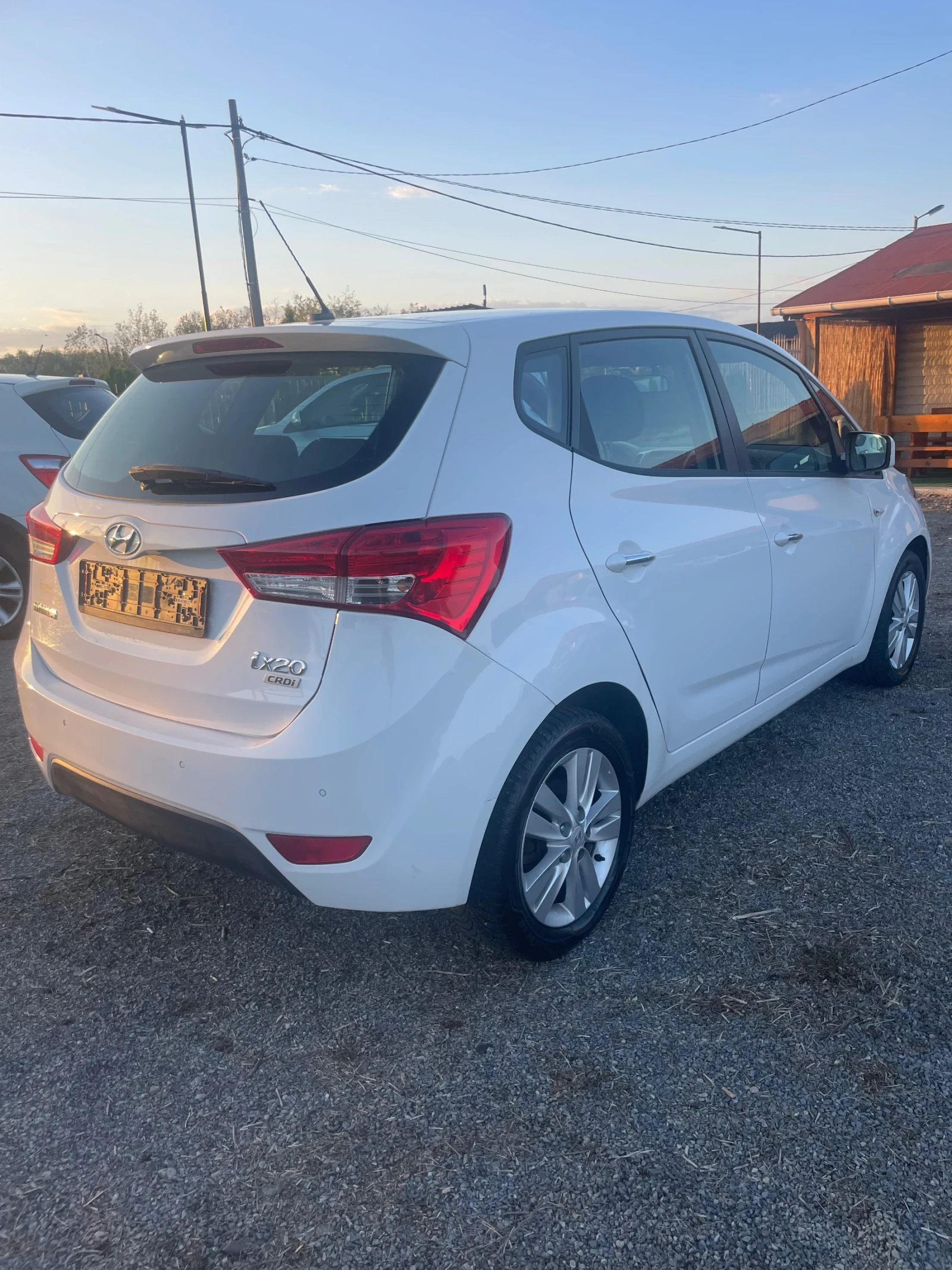 Hyundai Ix20 1.6 116HP - изображение 7