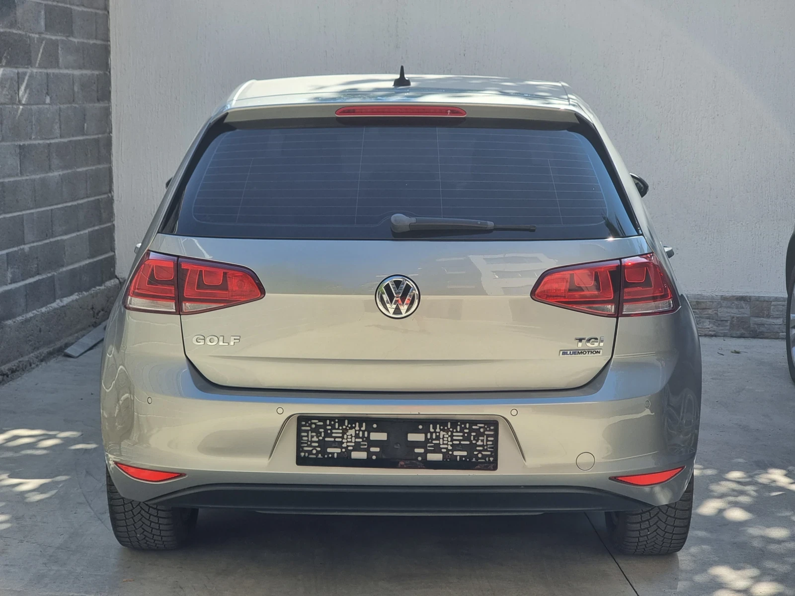 VW Golf 7* 1.4 TGI* EXECUTIVE BLUEMOTION* ФАБРИЧЕН МЕТАН! - изображение 5