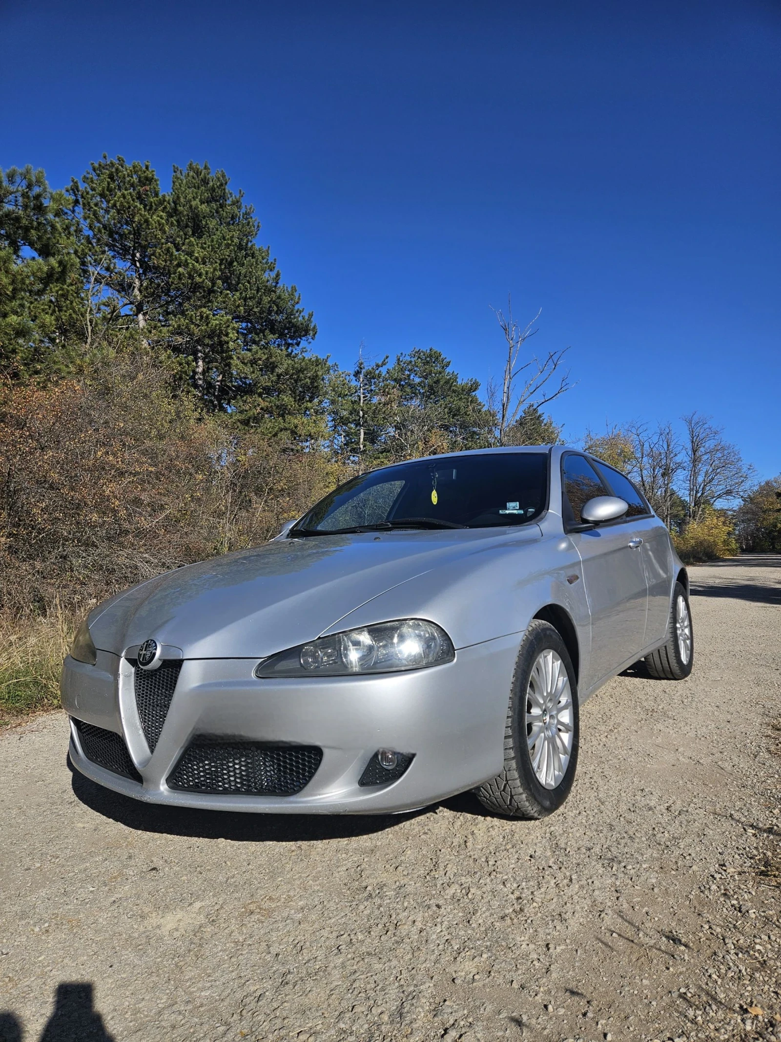 Alfa Romeo 147 1.9 JTD - изображение 2