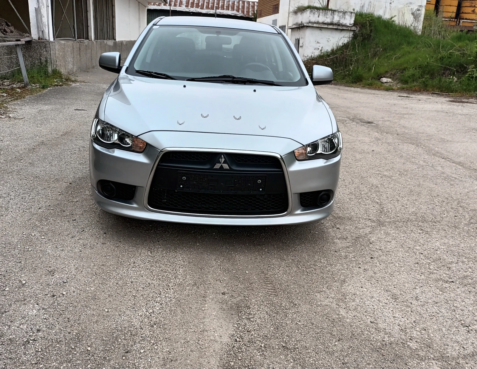 Mitsubishi Lancer 1.8-143к.с.ВЕРИГА - изображение 9