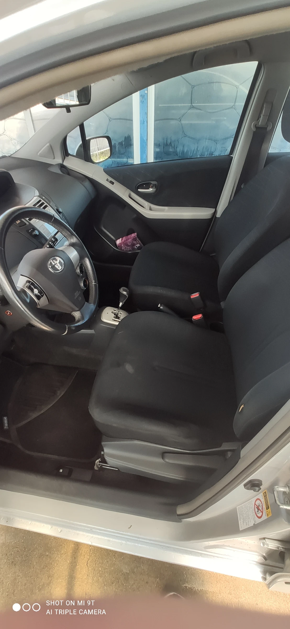 Toyota Yaris  - изображение 5