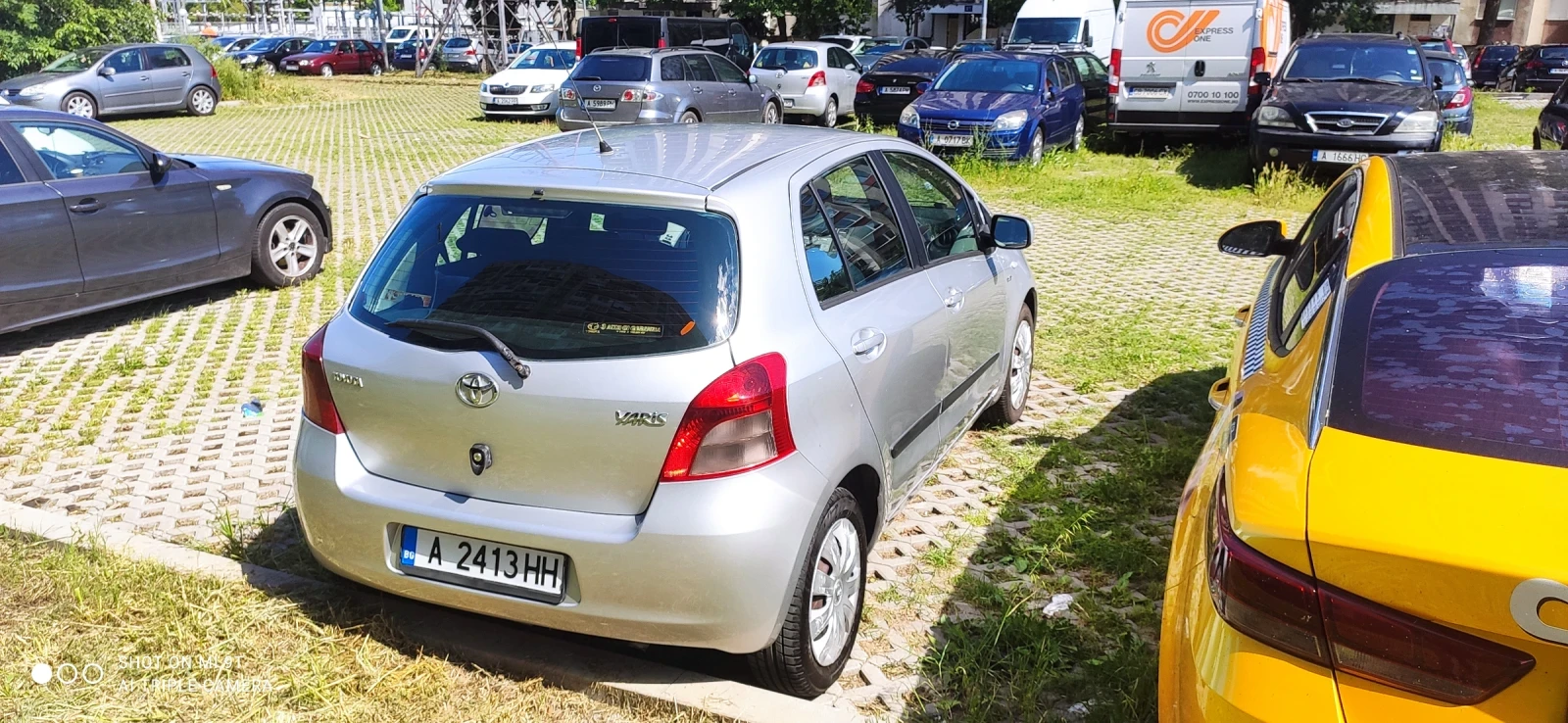 Toyota Yaris  - изображение 2
