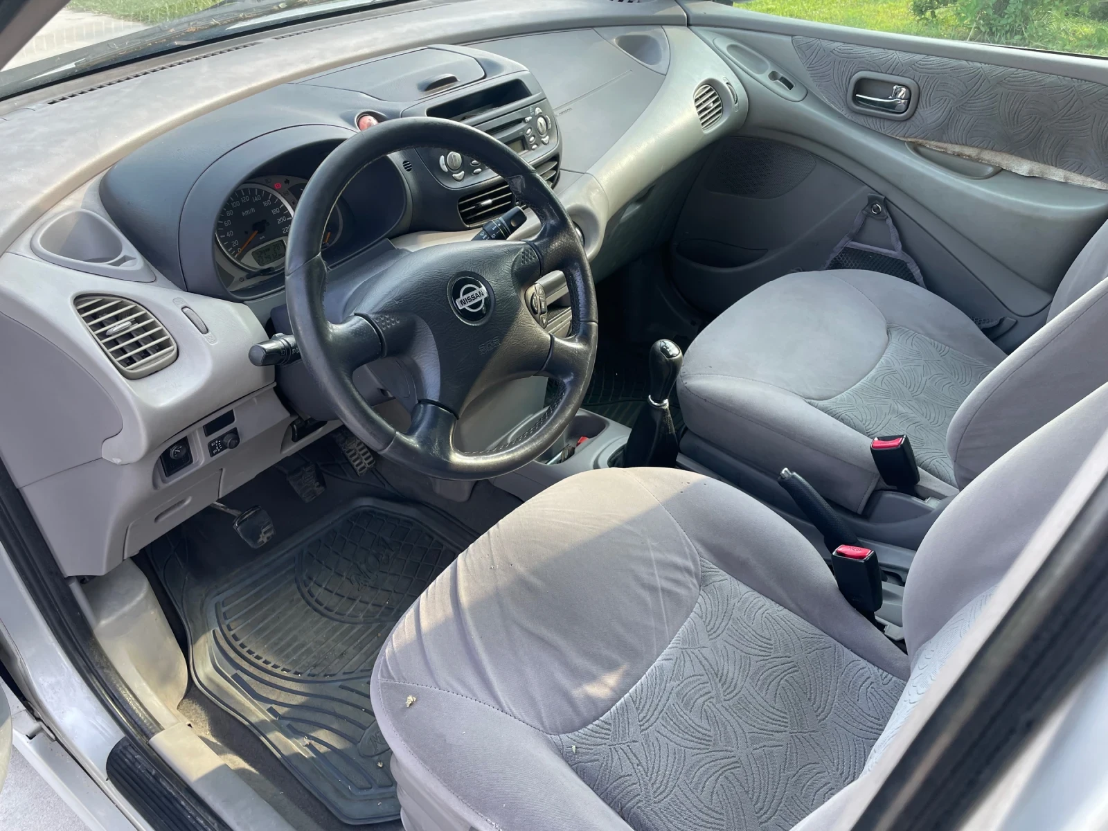 Nissan Almera tino  - изображение 6