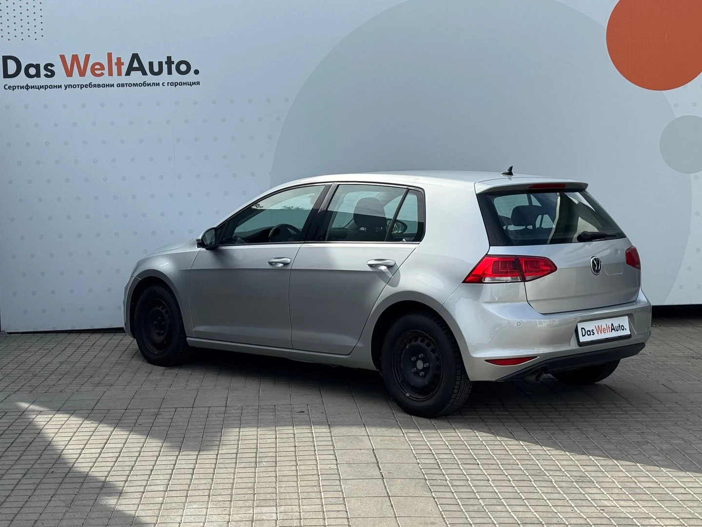 VW Golf Trendline 1.6TDI BMT - изображение 3