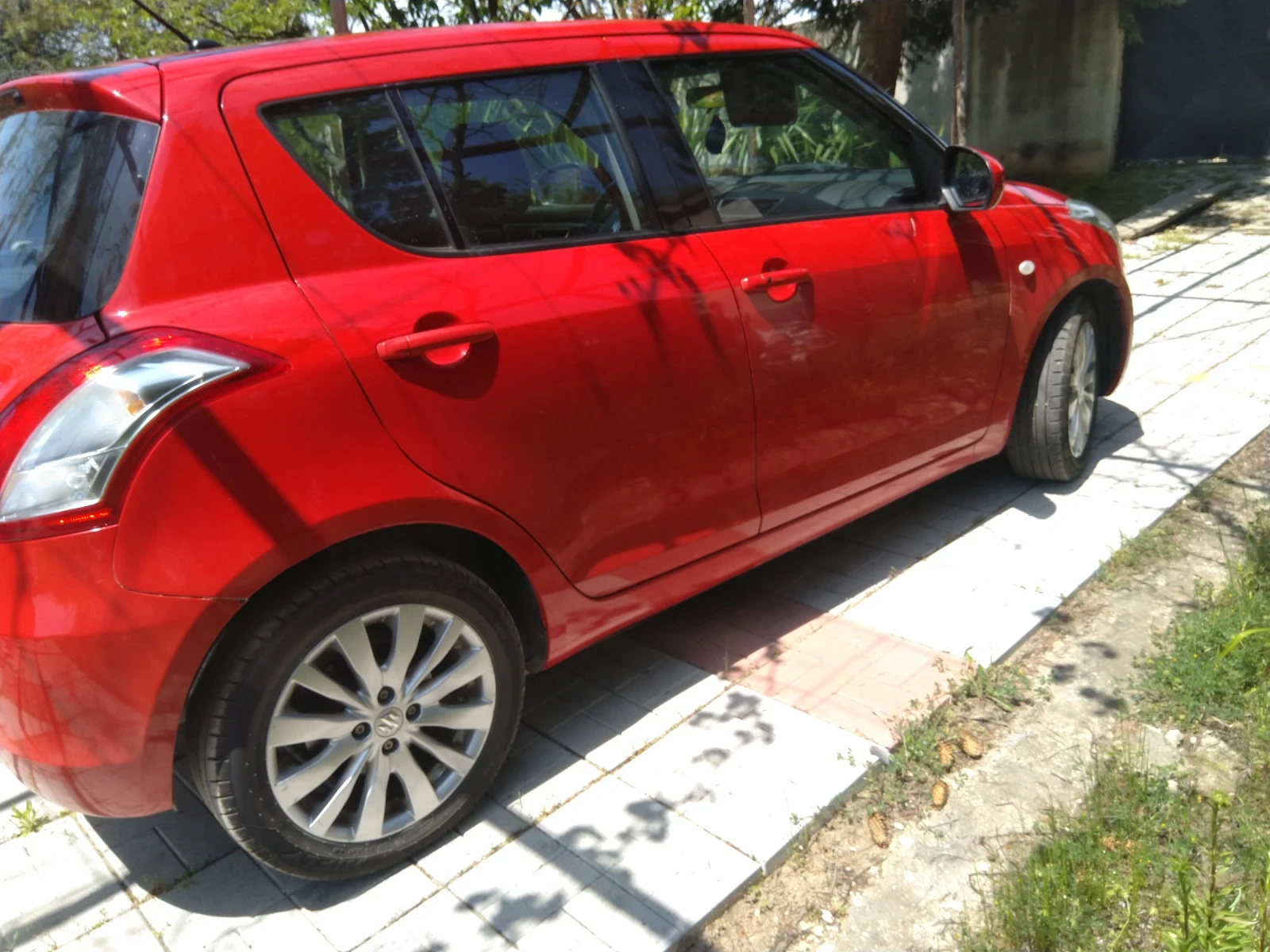 Suzuki Swift  - изображение 2