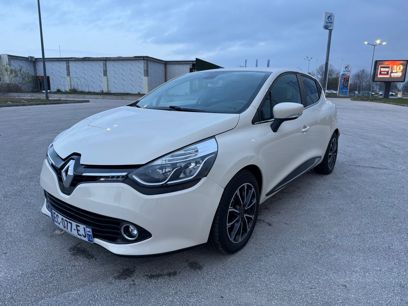 Renault Clio AUTOMAT-1.5dci-NAVI-95000km - изображение 3