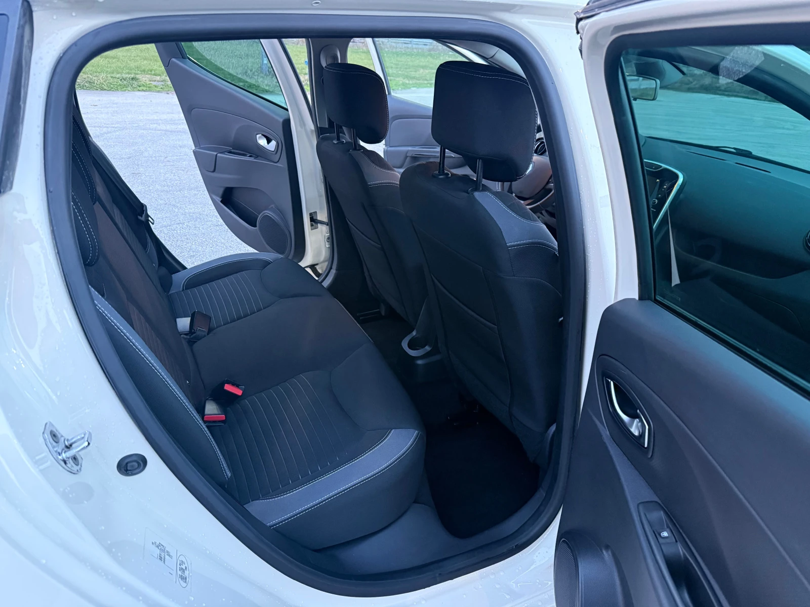 Renault Clio AUTOMAT-1.5dci-NAVI-95000km | Mobile.bg � ����������� 12