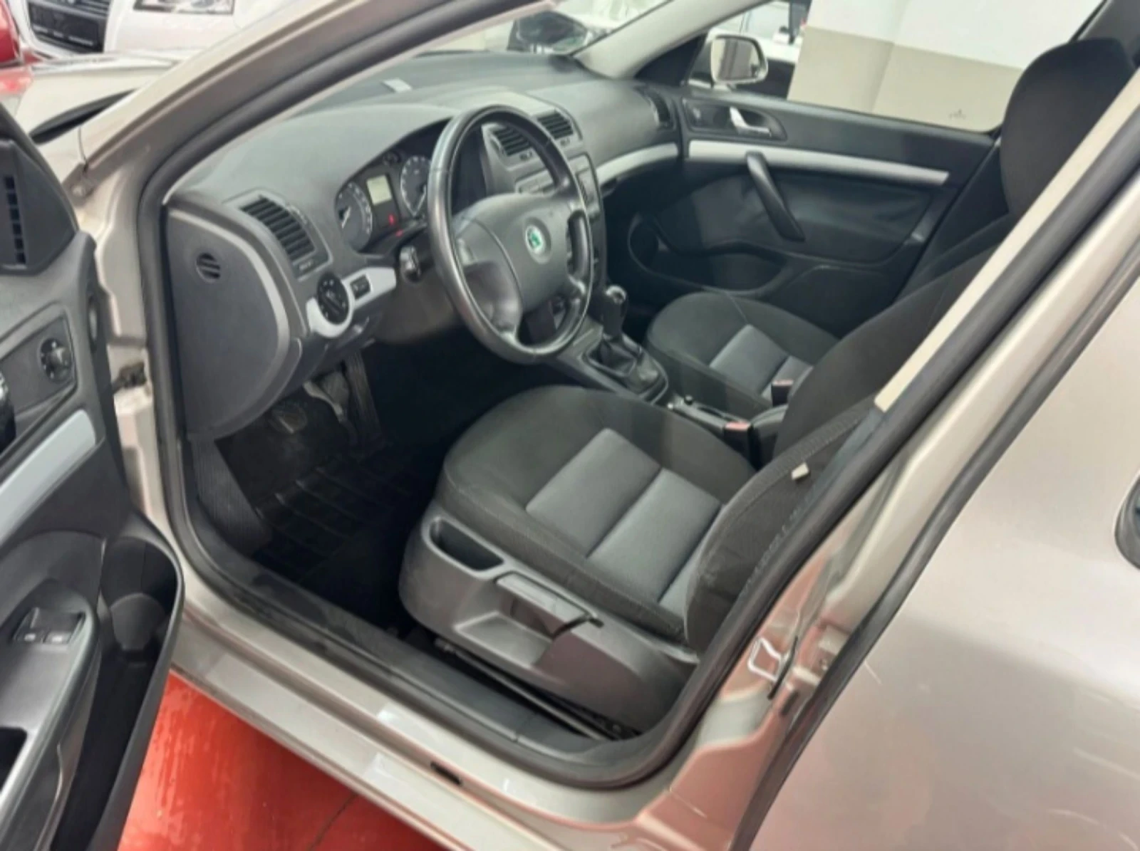 Skoda Octavia  - изображение 8