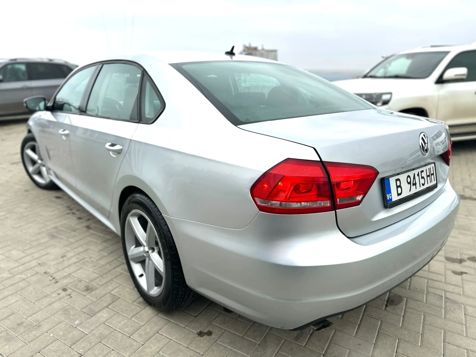 VW Passat Автомат - изображение 4