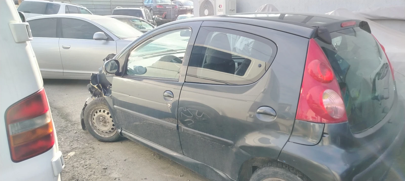 Peugeot 107 Катастрофирали  - изображение 2