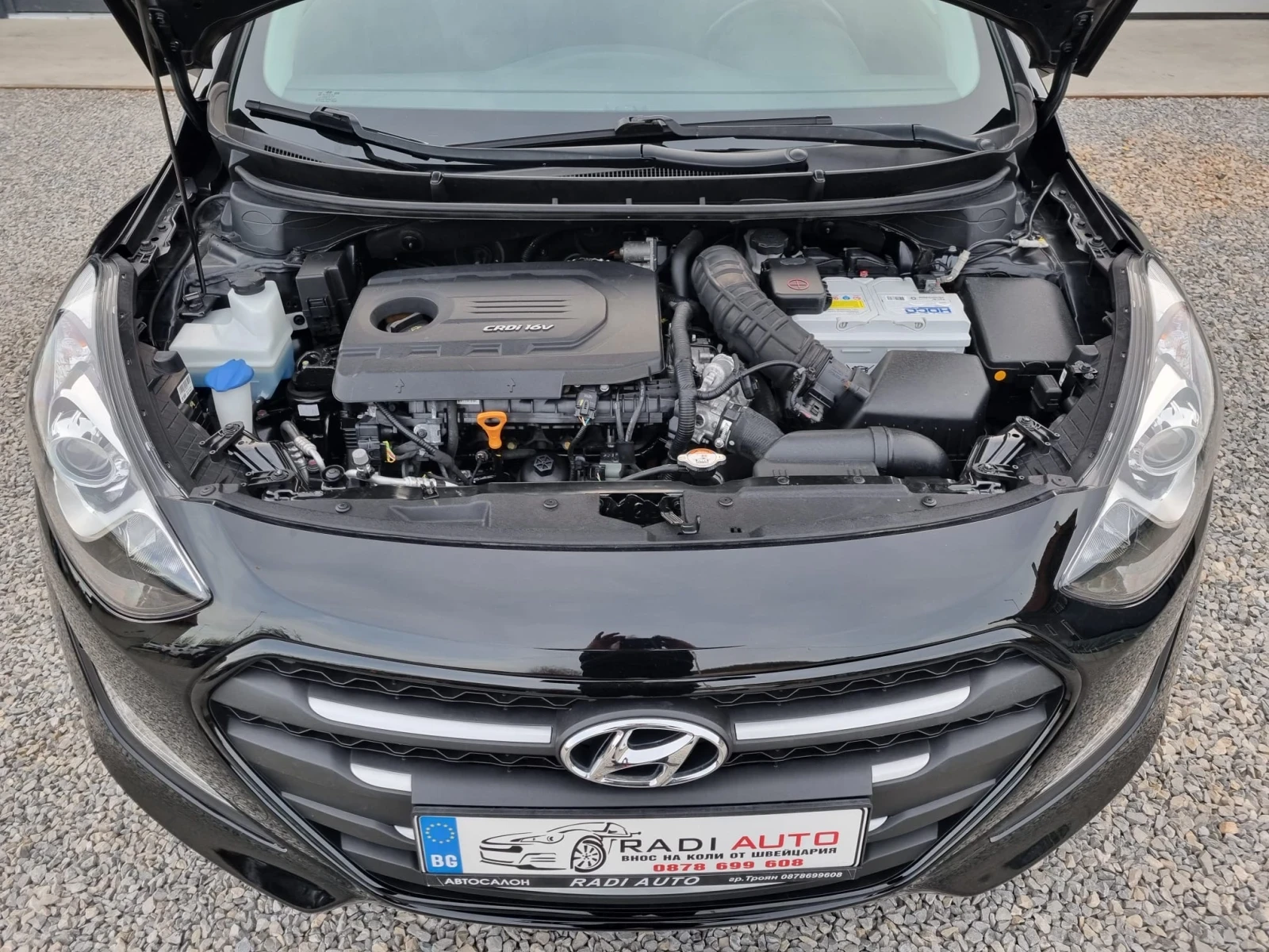 Hyundai I30 1.6CRDi ШВЕЙЦАРИЯ, снимка 6 - Автомобили и джипове - 53778538