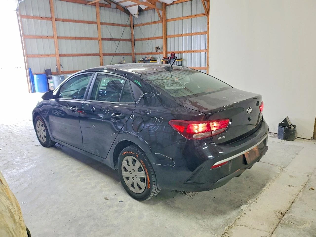 Kia Rio FWD CAMERA BLUETOOTH CARPLAY OT ЗАСТРАХОВАТЕЛ, снимка 2 - Автомобили и джипове - 53880835