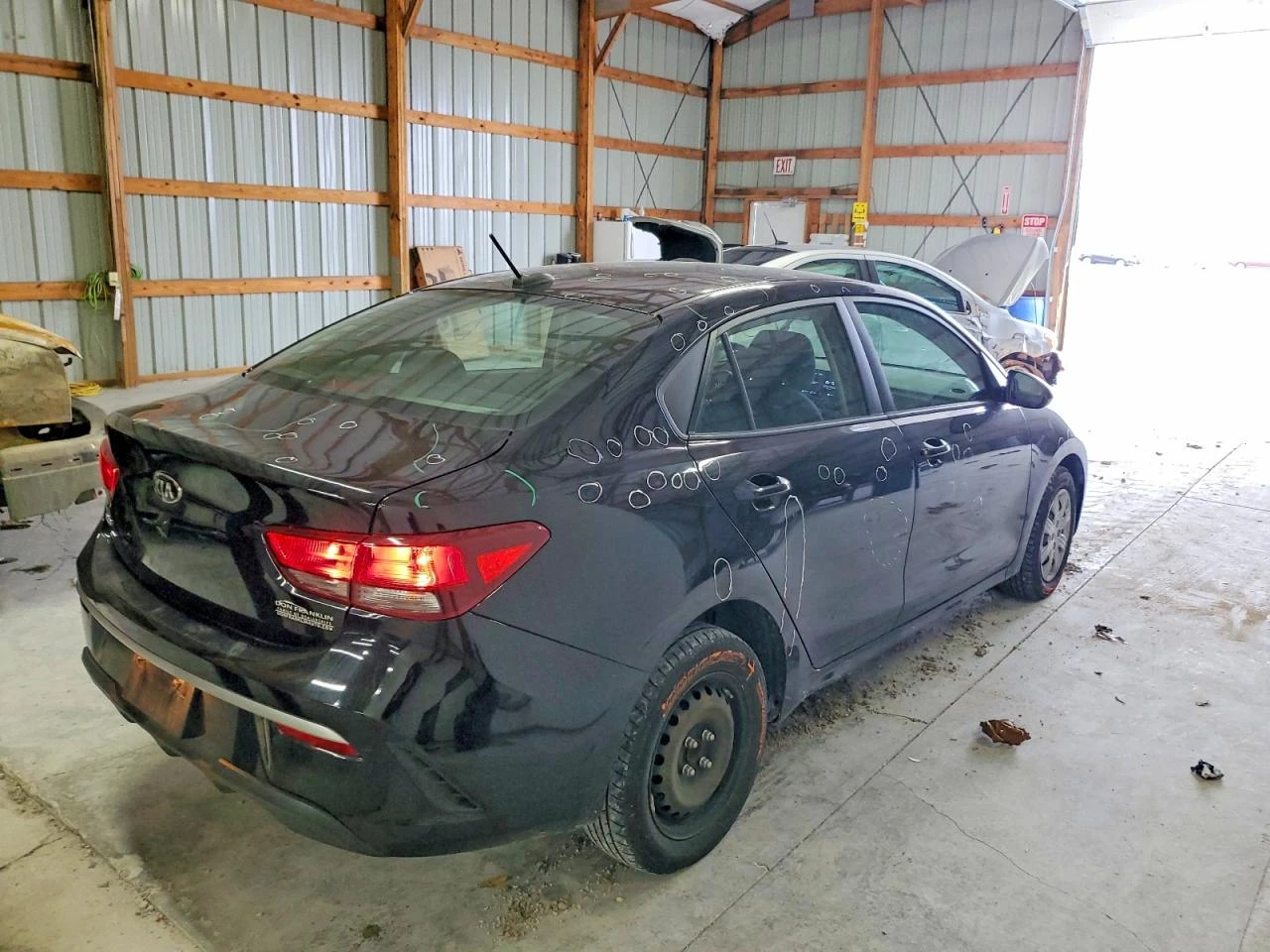 Kia Rio FWD CAMERA BLUETOOTH CARPLAY OT ЗАСТРАХОВАТЕЛ, снимка 3 - Автомобили и джипове - 53880835