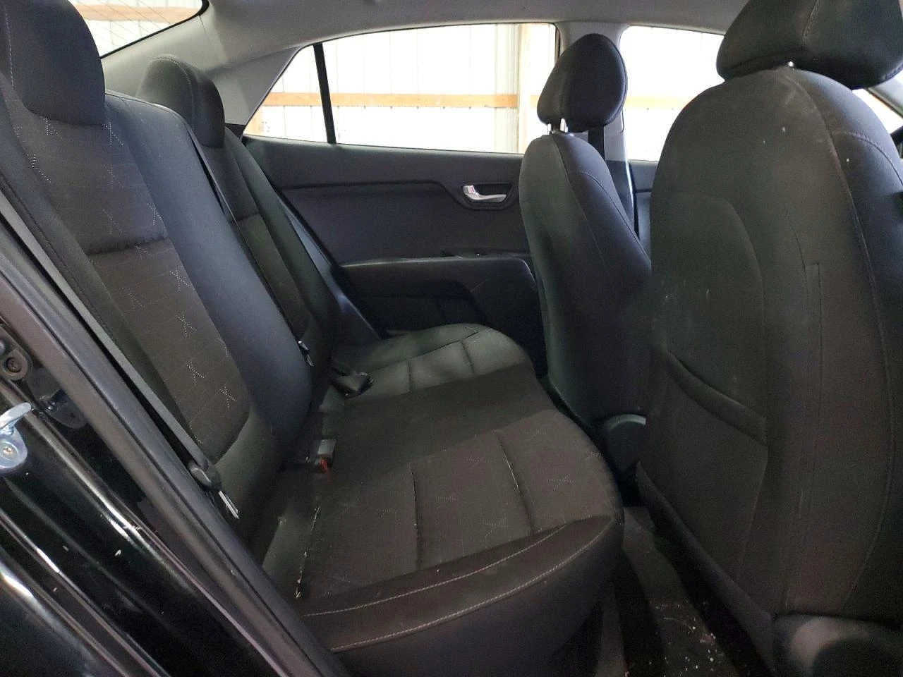 Kia Rio FWD CAMERA BLUETOOTH CARPLAY OT ЗАСТРАХОВАТЕЛ, снимка 9 - Автомобили и джипове - 53880835