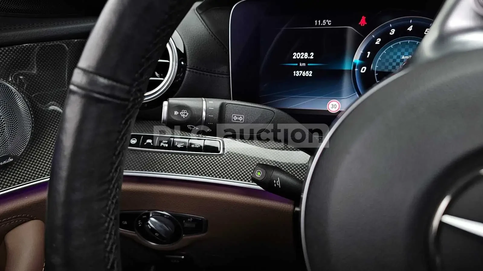 Mercedes-Benz E 53 AMG 2019* DIGITAL* BURMASTER* PANO* ОБДУХ* КРАЙНА ЦЕНА, снимка 9 - Автомобили и джипове - 54018987