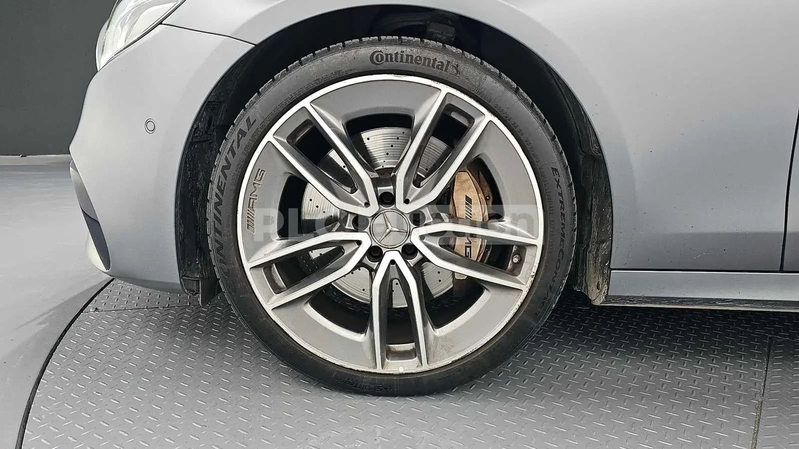 Mercedes-Benz E 53 AMG 2019* DIGITAL* BURMASTER* PANO* ОБДУХ* КРАЙНА ЦЕНА, снимка 5 - Автомобили и джипове - 54018987