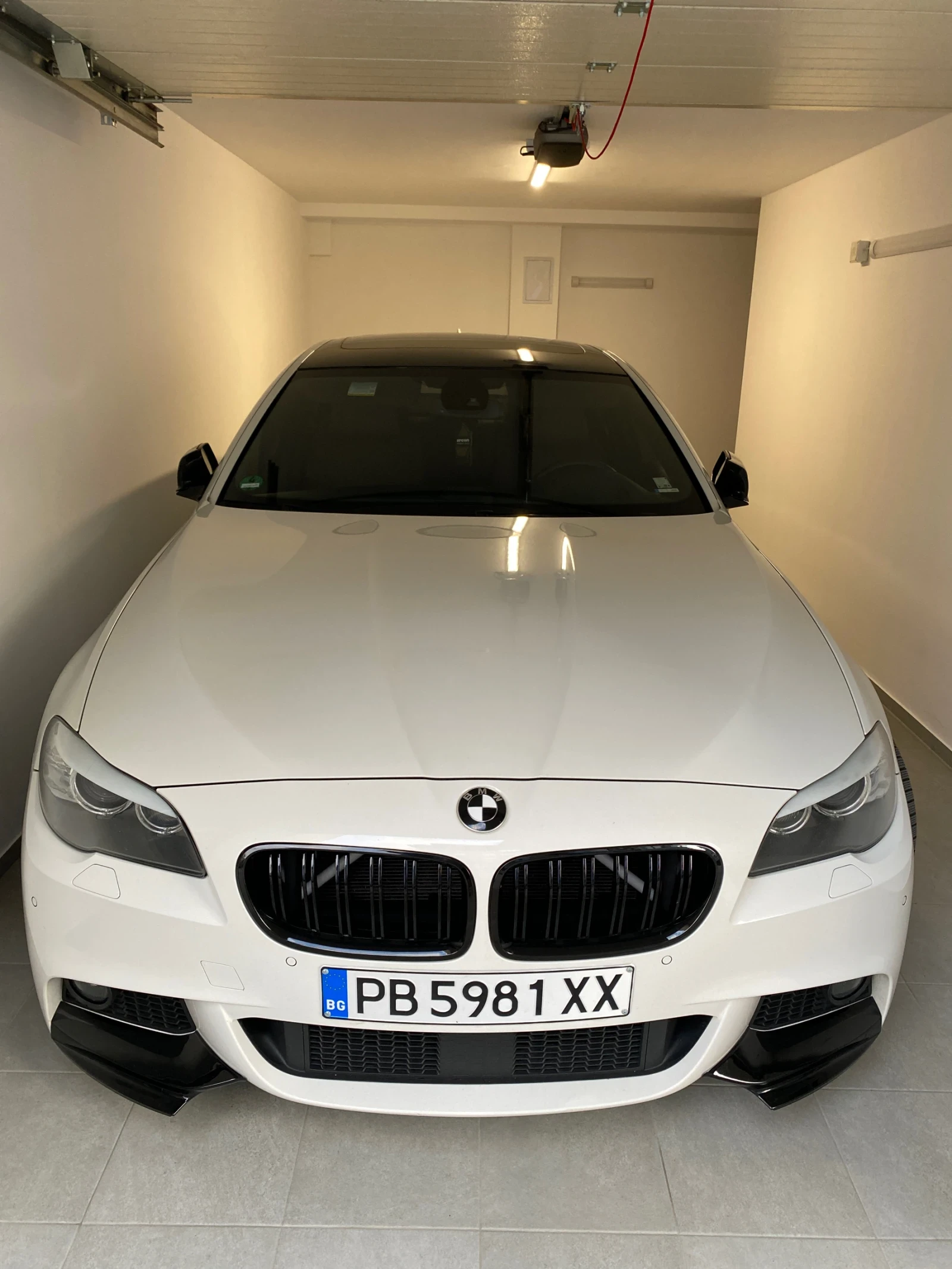 BMW 530 M Sport Paket, снимка 3 - Автомобили и джипове - 54128569