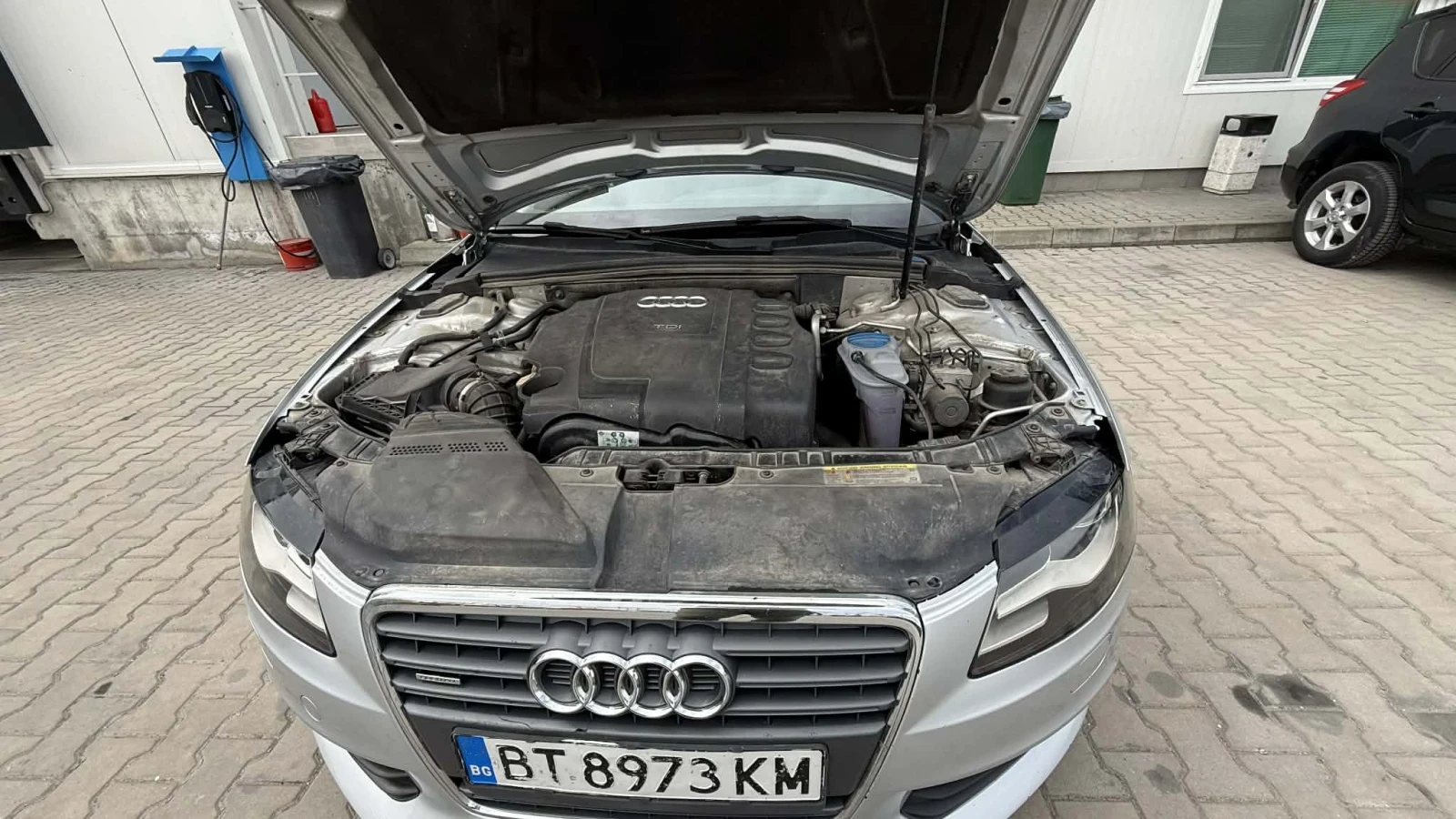 Audi A4 Avant 4x4 quattro 2.0, снимка 10 - Автомобили и джипове - 54257397