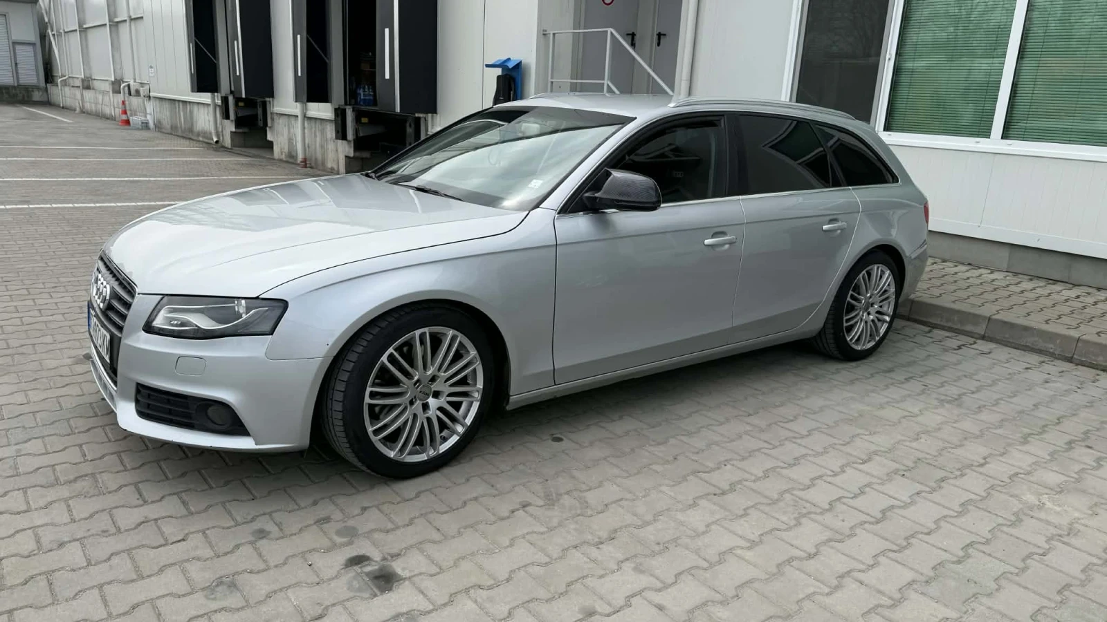 Audi A4 Avant 4x4 quattro 2.0, снимка 2 - Автомобили и джипове - 54257397