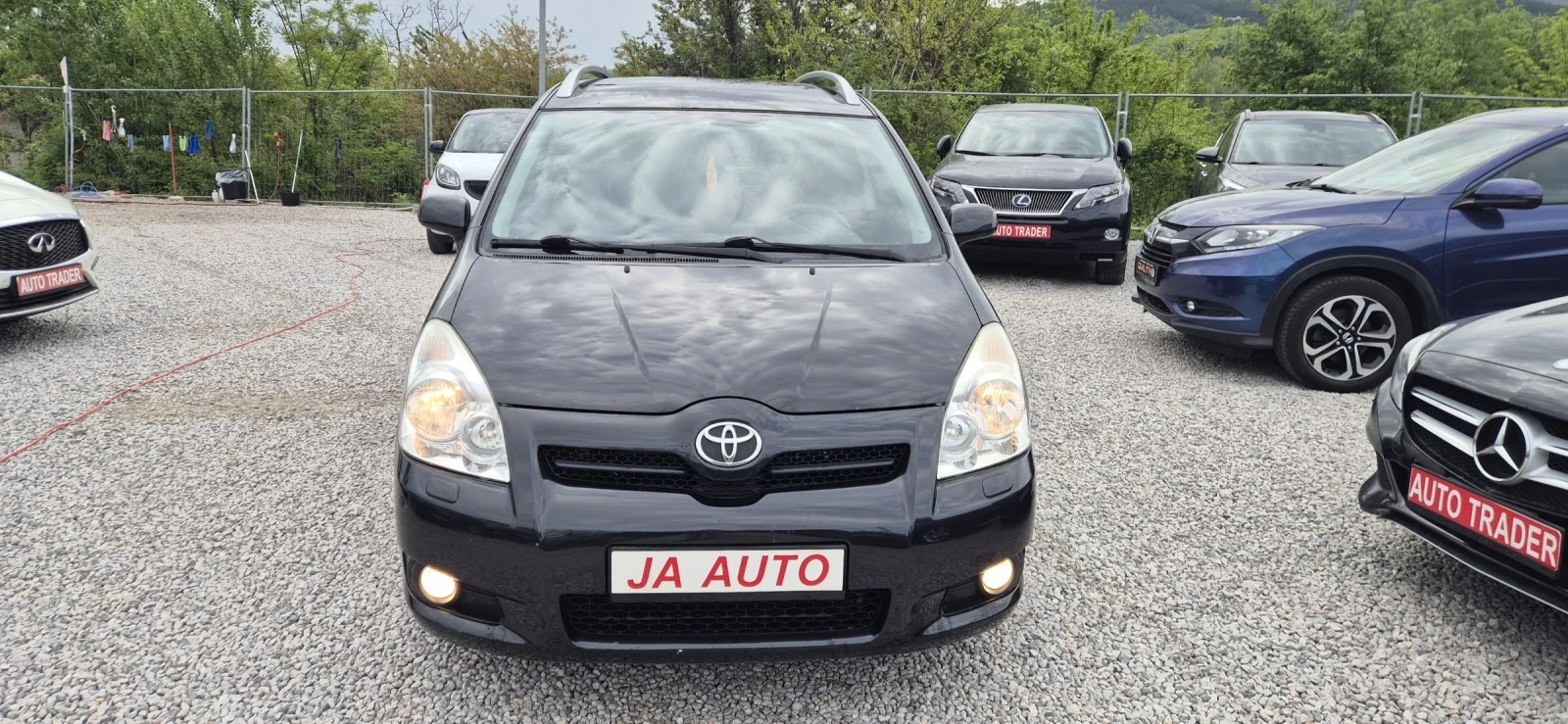 Toyota Corolla verso 2.2D-136кс. 7мес., снимка 2 - Автомобили и джипове - 54478123