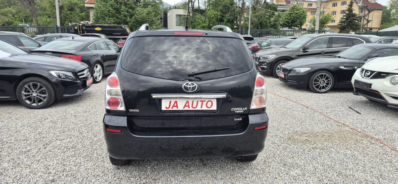 Toyota Corolla verso 2.2D-136кс. 7мес., снимка 5 - Автомобили и джипове - 54478123