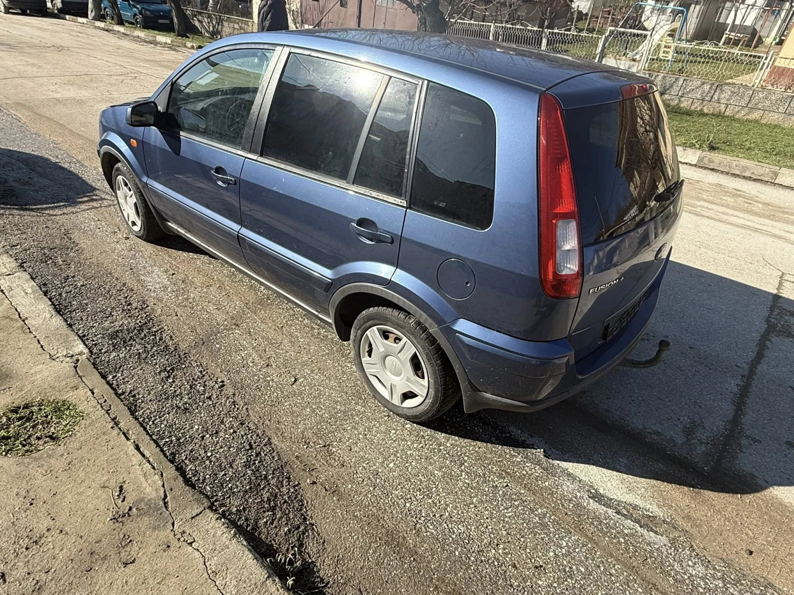 Ford Fusion 1.4i KLIM, снимка 12 - Автомобили и джипове - 54497717
