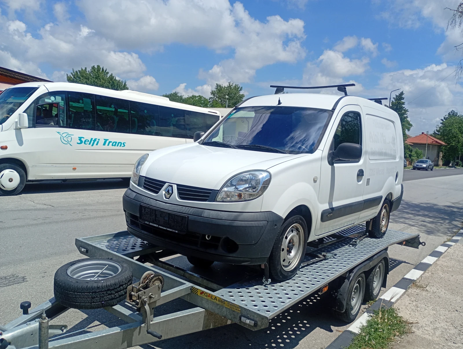 Renault Kangoo Max baza klima, снимка 4 - Автомобили и джипове - 55034909