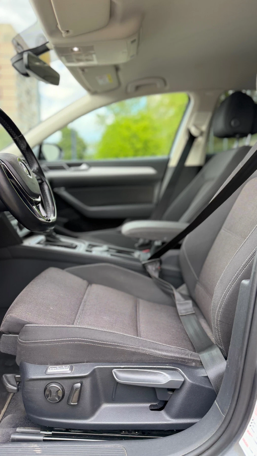 VW Passat, снимка 10 - Автомобили и джипове - 55218828