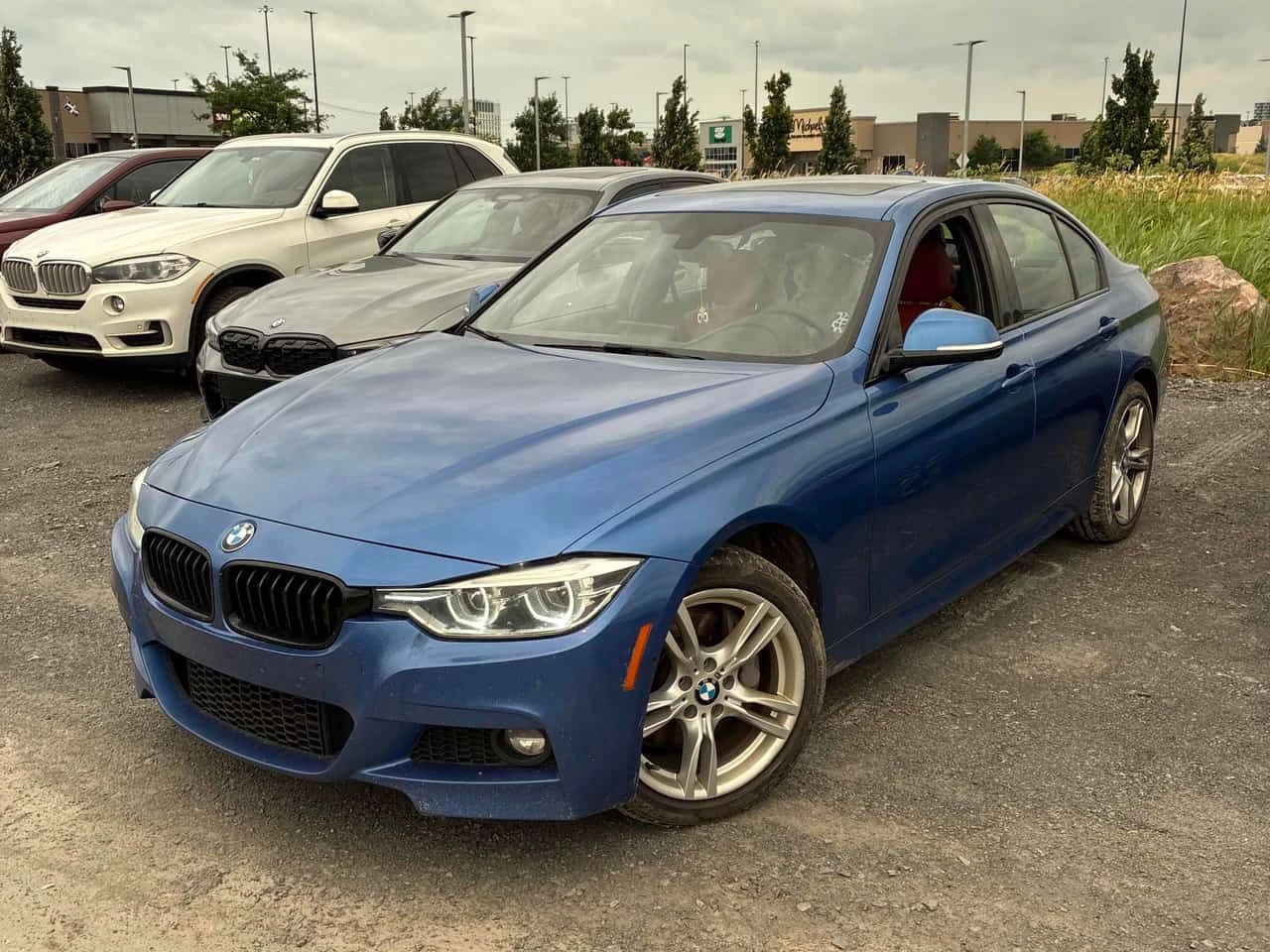 BMW 330 * 330i xDrive * АВТОКРЕДИТ БЕЗ ПЪРВОНАЧАЛНА ВНОСКА