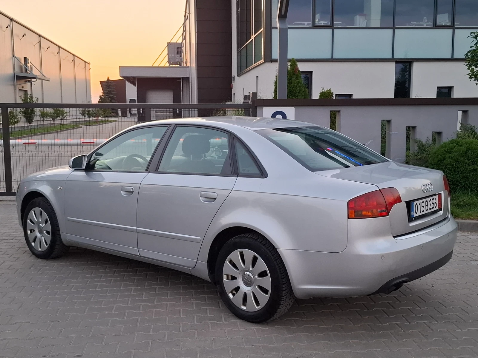 Audi A4 1.9TDI* (116��)* KLIMATRONIK* ��� BHOC*  | Mobile.bg � ����������� 6