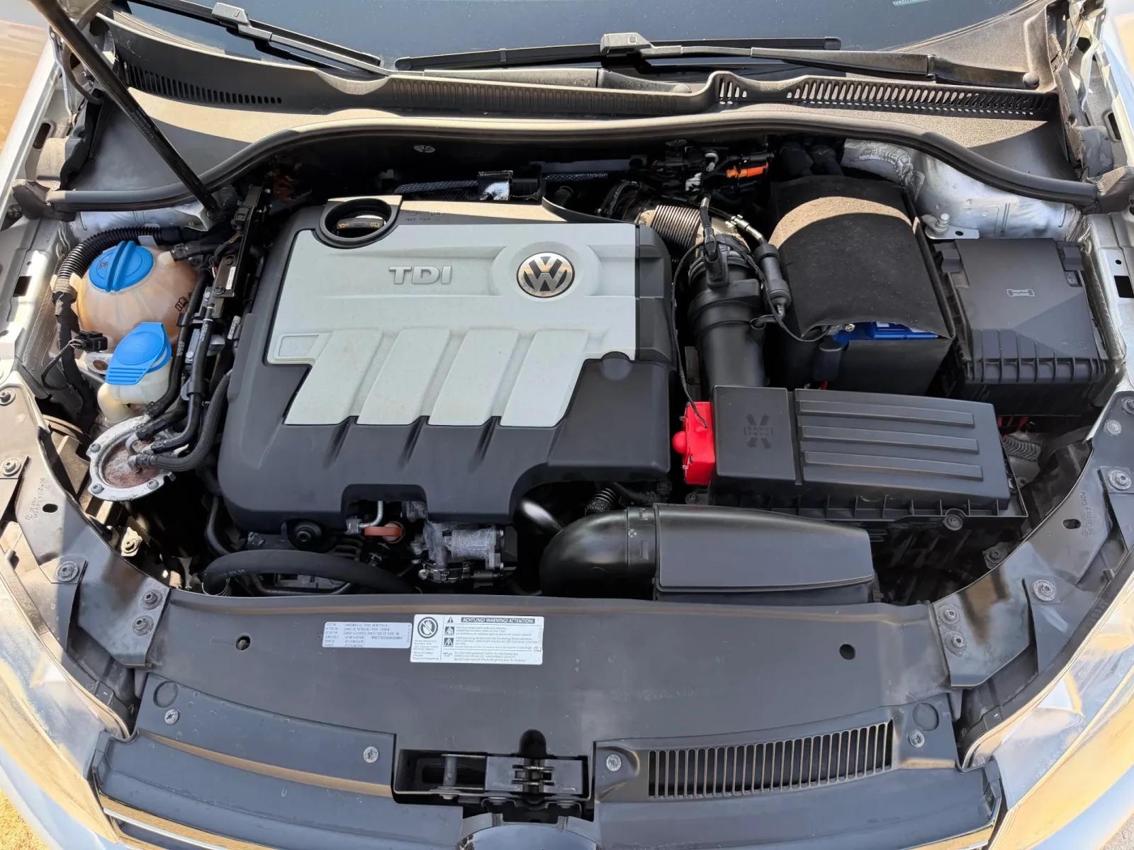 VW Golf 2.0TDi, снимка 16 - Автомобили и джипове - 56040260