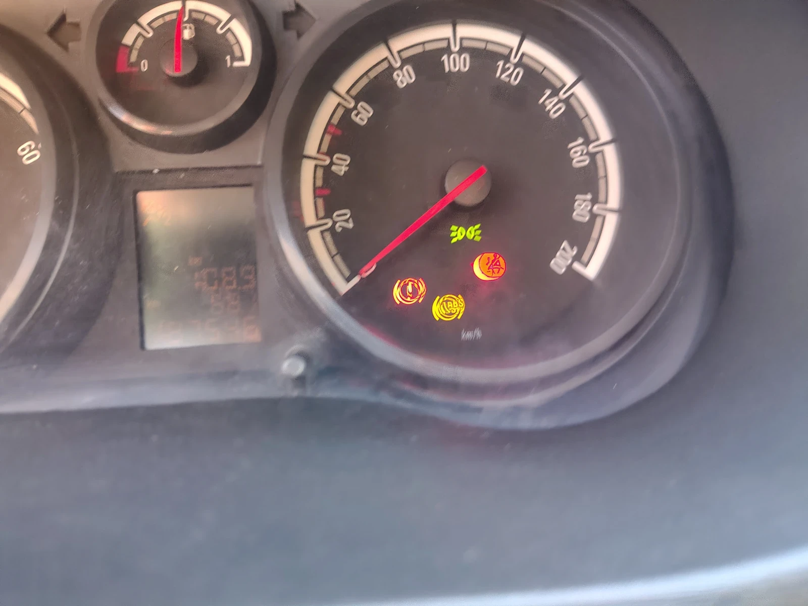 Opel Corsa Газ /бензин, снимка 8 - Автомобили и джипове - 56381449