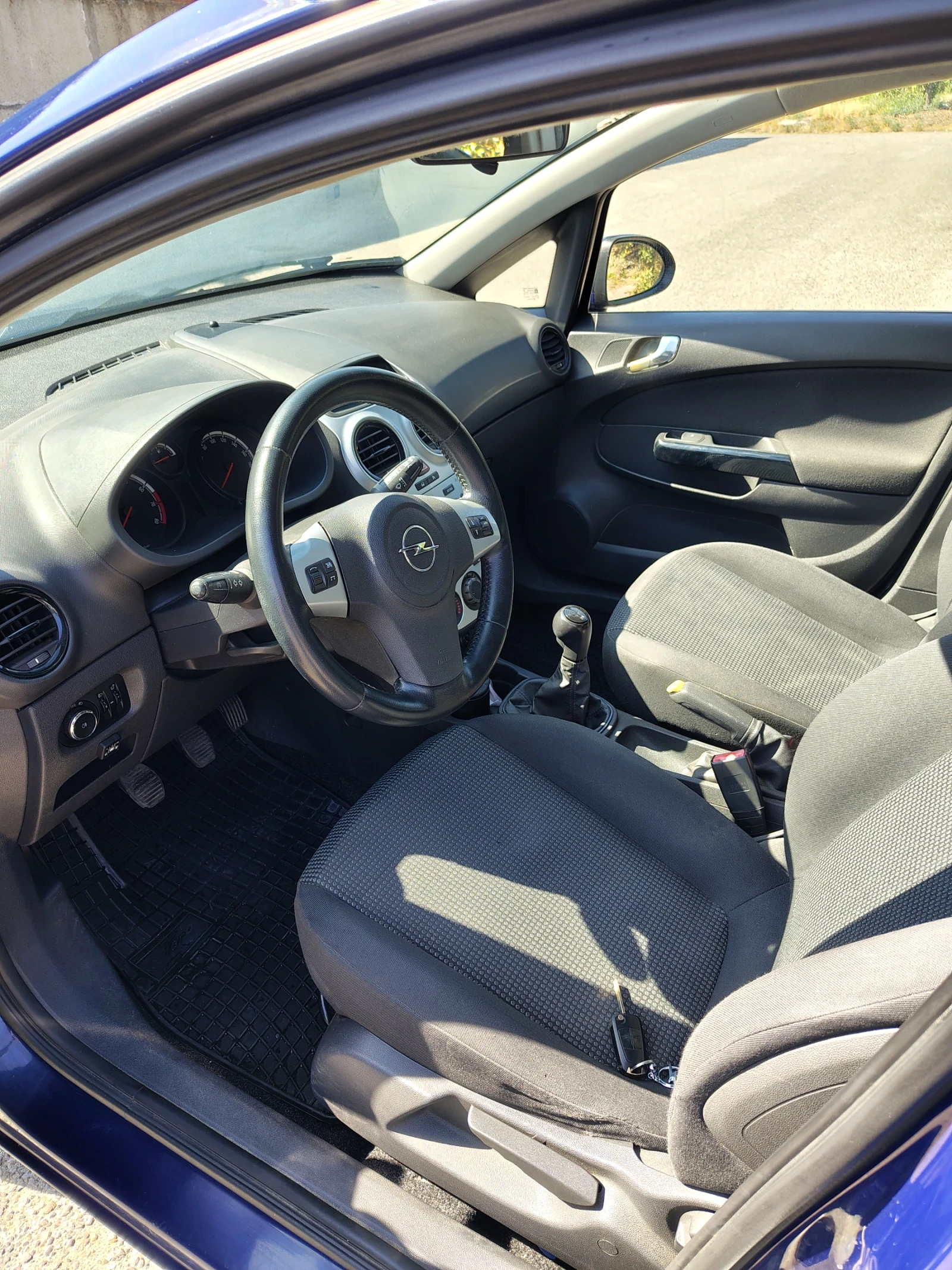 Opel Corsa Газ /бензин, снимка 4 - Автомобили и джипове - 56381449
