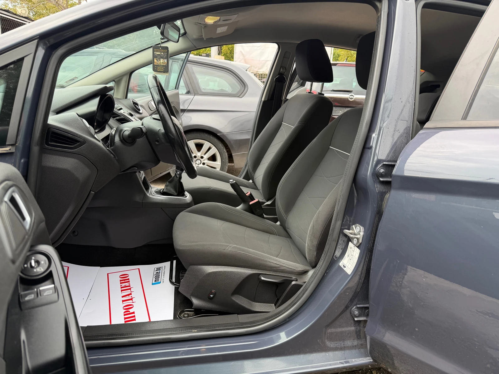 Ford Fiesta 1.2i FACELIFT KLIMA 2014G EVRO 5B , снимка 10 - Автомобили и джипове - 56294097