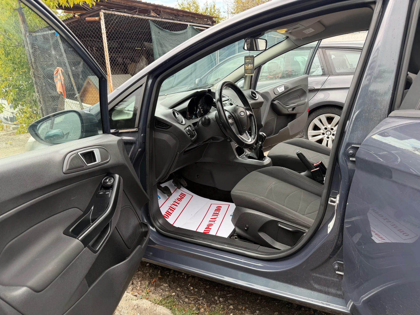 Ford Fiesta 1.2i FACELIFT KLIMA 2014G EVRO 5B , снимка 8 - Автомобили и джипове - 56294097