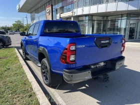 Toyota Hilux 2.8D 6АТ INVINCIBLE, снимка 7
