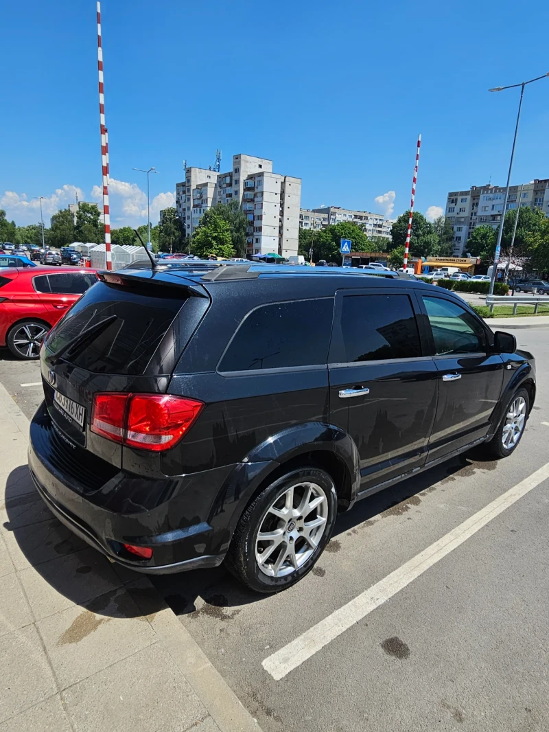 Fiat Freemont, снимка 5 - Автомобили и джипове - 47513610