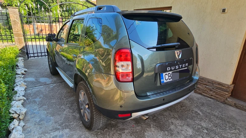 Dacia Duster 1.6-16V/105кс/4х4/Газ/кожа/клима/парктр/Автопилот, снимка 4 - Автомобили и джипове - 52395716